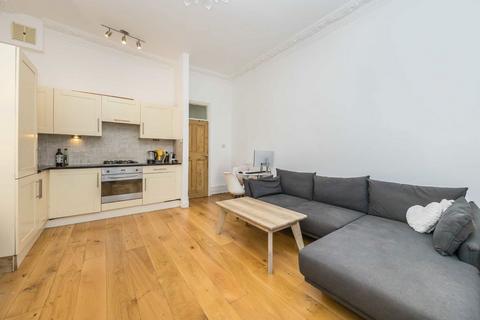 1 bedroom flat for sale, Milner Square, London N1