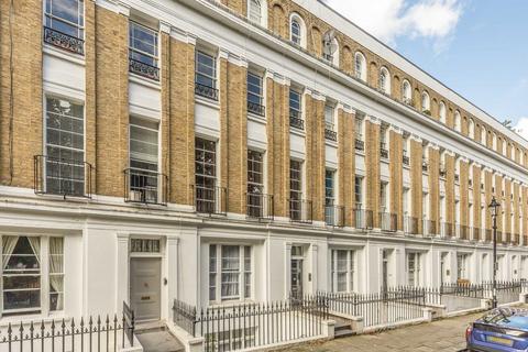 39b Milner Square, London, N1 1TW