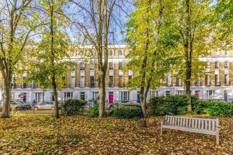39b Milner Square, London, N1 1TW