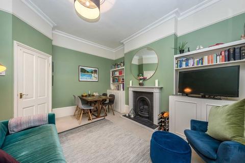 1 bedroom flat for sale, Mildmay Grove South, London N1