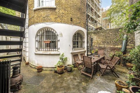 3 bedroom flat for sale, City Road, London EC1V