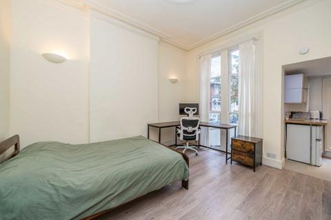 1 bedroom flat for sale, Horsell Road, London N5