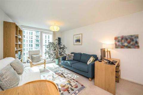 1 bedroom flat for sale, St. George Wharf, London SW8