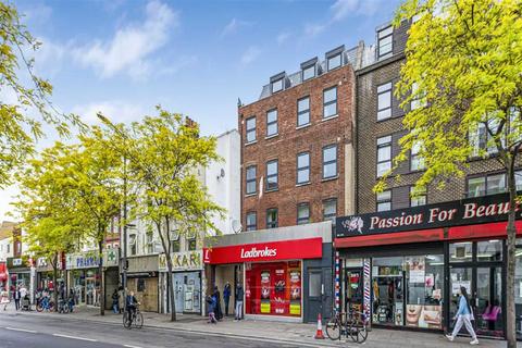 2 bedroom flat for sale, Walworth Road, London SE17