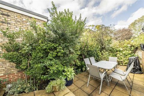 3 bedroom house for sale, Cancell Road, London SW9