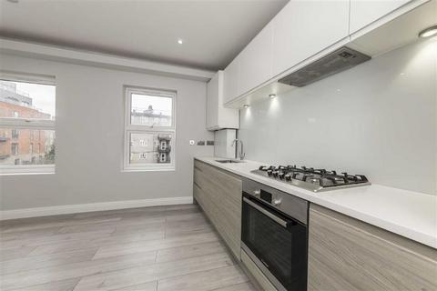 2 bedroom flat for sale, Walworth Road, London SE17