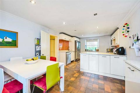 4 bedroom house for sale, Stockwell Park Road, London SW9