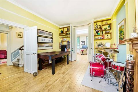 4 bedroom house for sale, Stockwell Park Road, London SW9