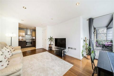 2 bedroom flat for sale, Boundary Lane, London SE17