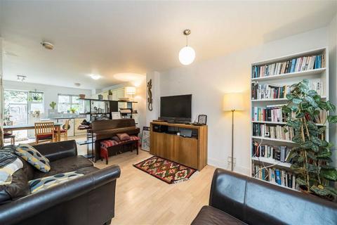 4 bedroom house for sale, Turner Close, London SW9