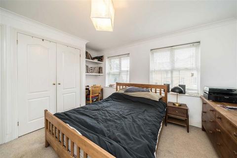 4 bedroom house for sale, Turner Close, London SW9