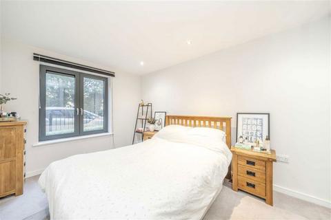 1 bedroom flat for sale, Offenham Road, London SW9