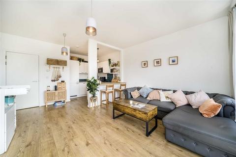 1 bedroom flat for sale, Gibson Road, London SE11