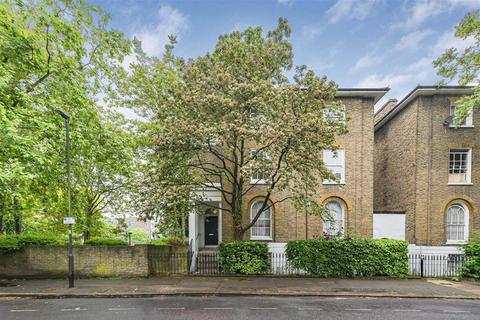 2 bedroom flat for sale, Foxley Road, London SW9