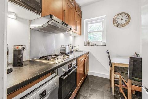 2 bedroom flat for sale, Foxley Road, London SW9