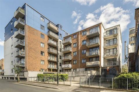 1 bedroom flat for sale, Townsend Street, London SE17