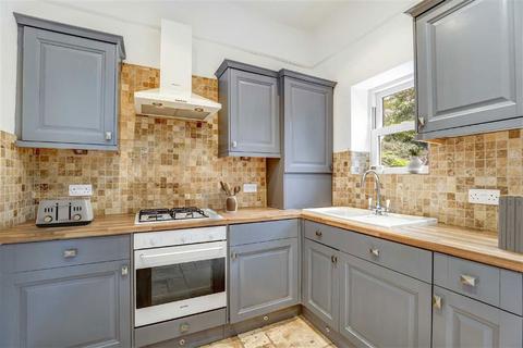 2 bedroom flat for sale, Cranworth Gardens, London SW9