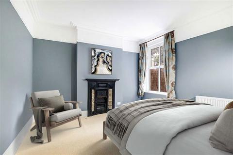 2 bedroom flat for sale, Cranworth Gardens, London SW9