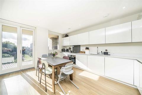 2 bedroom flat for sale, Stead Street, London SE17