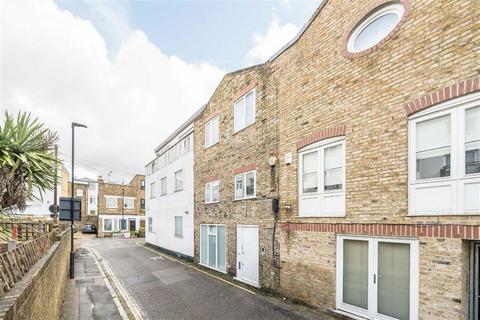 2 bedroom flat for sale, Claylands Place, London SW8