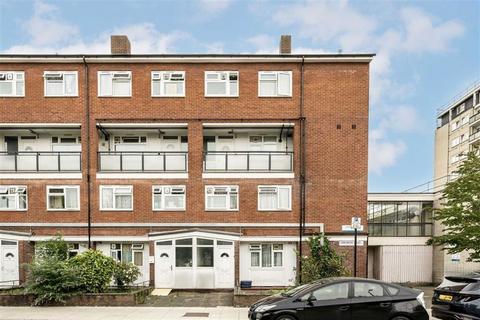 3 bedroom flat for sale, Lorrimore Road, London SE17