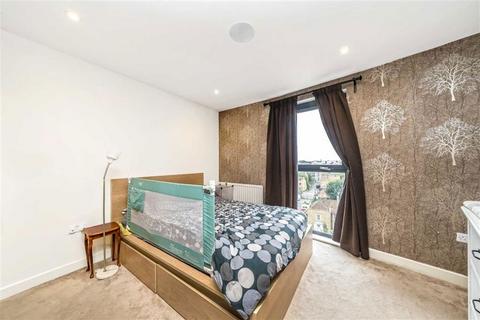 1 bedroom flat for sale, Hotspur Street, London SE11