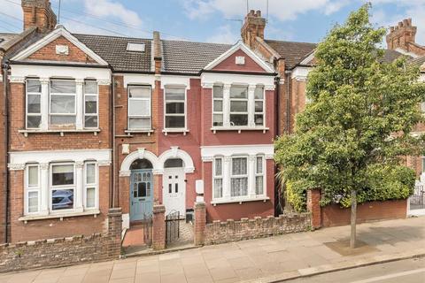 2 bedroom flat for sale, Leghorn Road, London NW10