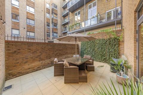 2 bedroom flat for sale, Glengall Road, London NW6