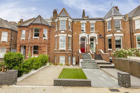 3 bedroom flat for sale, Chevening Road, London NW6