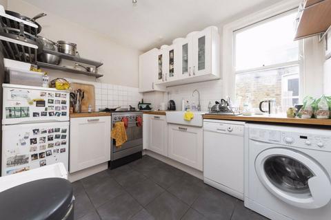 2 bedroom flat for sale, College Road, London NW10