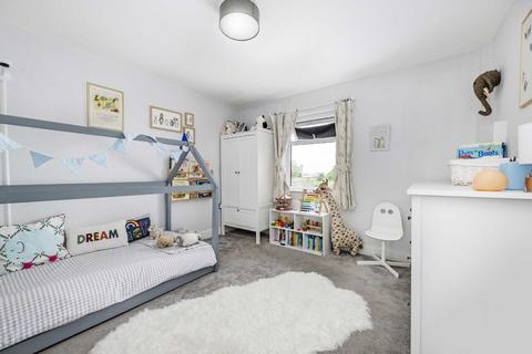 33 Waldo Road, London, NW10 6AU