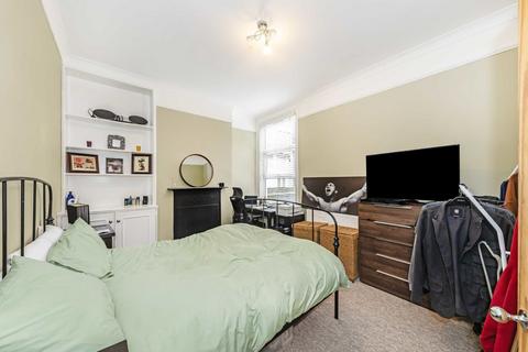 2 bedroom flat for sale, Holland Road, London NW10