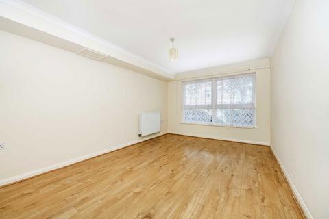 1 bedroom flat for sale, Jubilee Close, London NW10