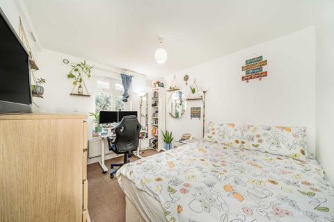 3 bedroom flat for sale, Hazel Road, London NW10