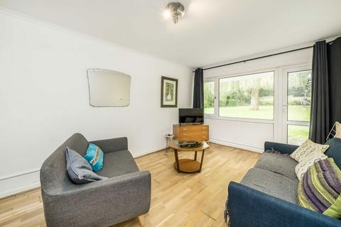 2 bedroom flat for sale, Christchurch Avenue, London NW6