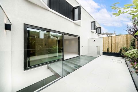 5 bedroom house for sale, Rigeley Mews, London NW10