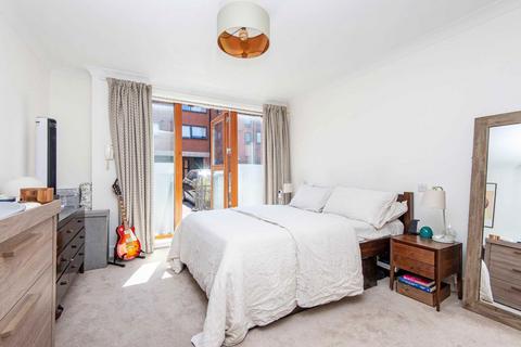 2 bedroom flat for sale, Kilburn Lane, London W10