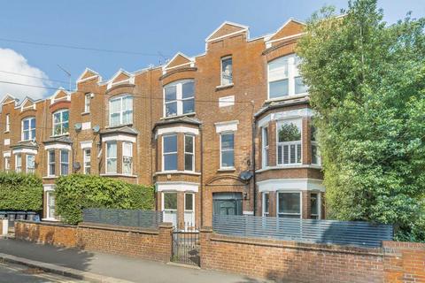 2 bedroom flat for sale, St. Marys Road, London NW10