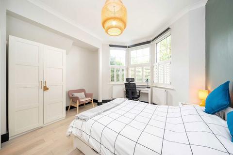 2 bedroom flat for sale, Brondesbury Park, London NW2