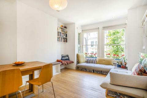 3 bedroom flat for sale, Lupton Street, London NW5