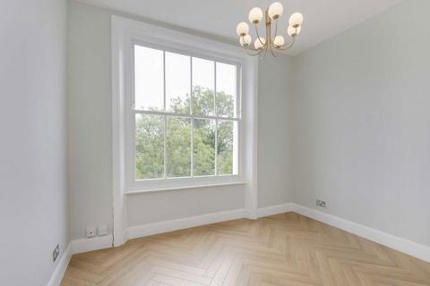 1 bedroom flat for sale, Cliff Road, London NW1