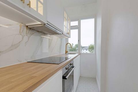 1 bedroom flat for sale, Cliff Road, London NW1