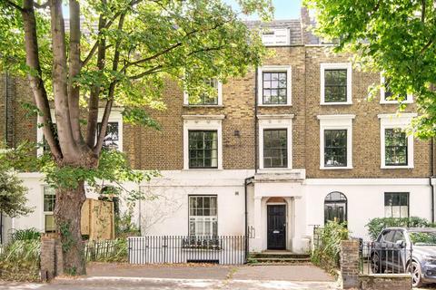 2 bedroom flat for sale, Leighton Road, London NW5