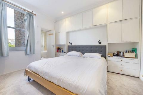 3 bedroom maisonette for sale, Leverton Street, London NW5