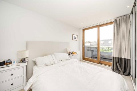 3 bedroom flat for sale, Arlington Road, London NW1