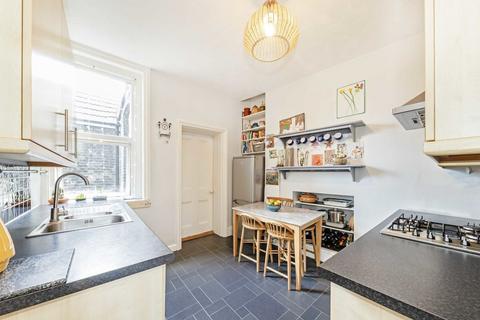 2 bedroom flat for sale, Camden High Street, London NW1