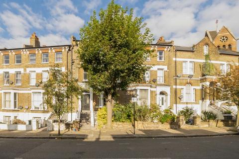 1 bedroom flat for sale, Oseney Crescent, London NW5