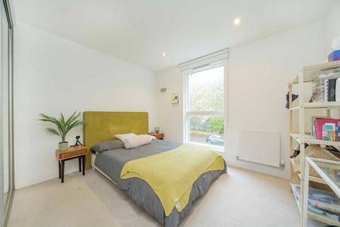 2 bedroom flat for sale, Plender Street, London NW1