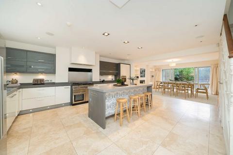 6 bedroom semi-detached house for sale, St. Augustines Road, London NW1