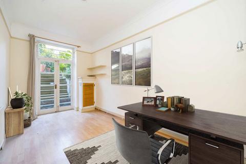 7a Camden Terrace, London, NW1 9BP